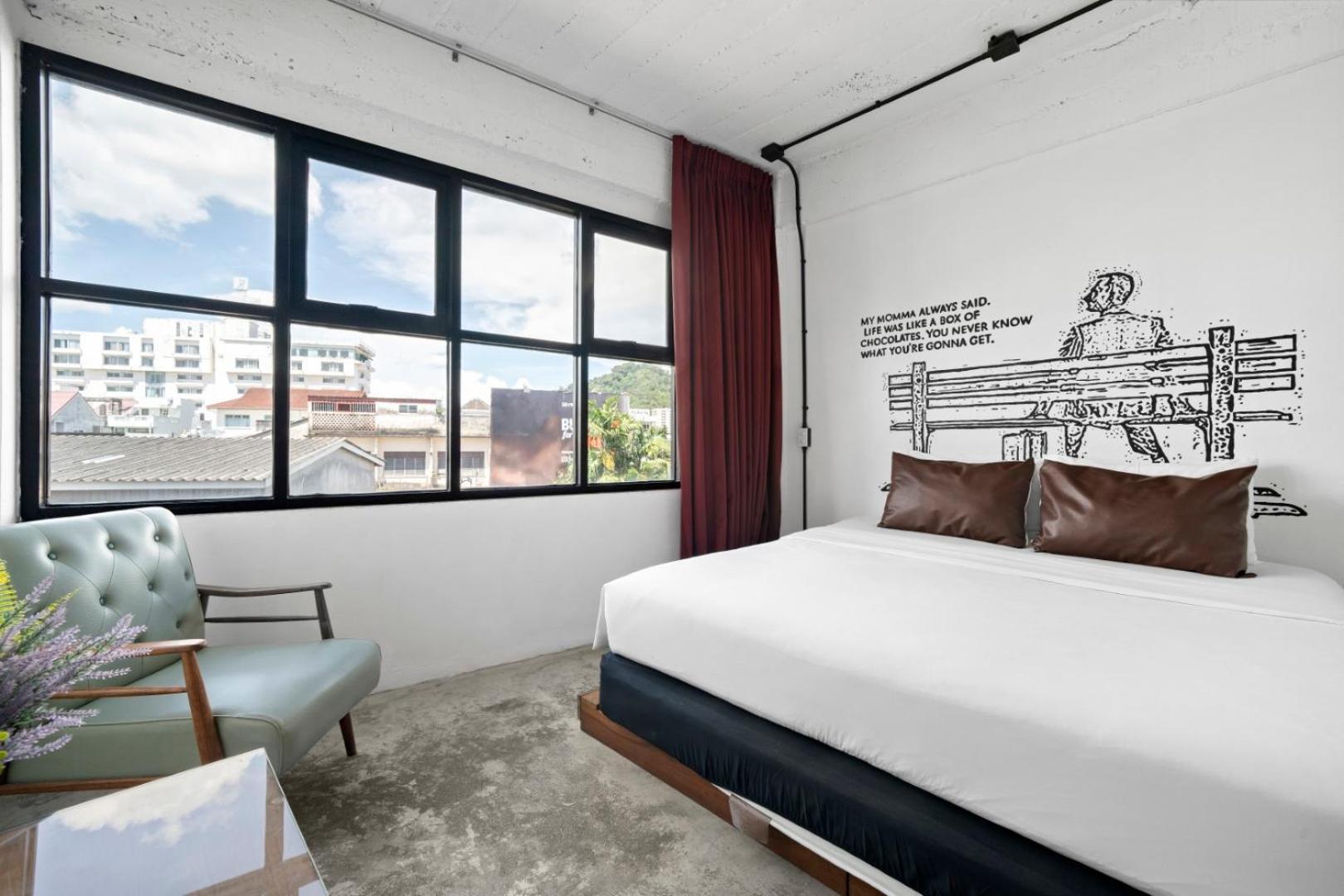 Quip Bed & Breakfast Phuket Екстериор снимка