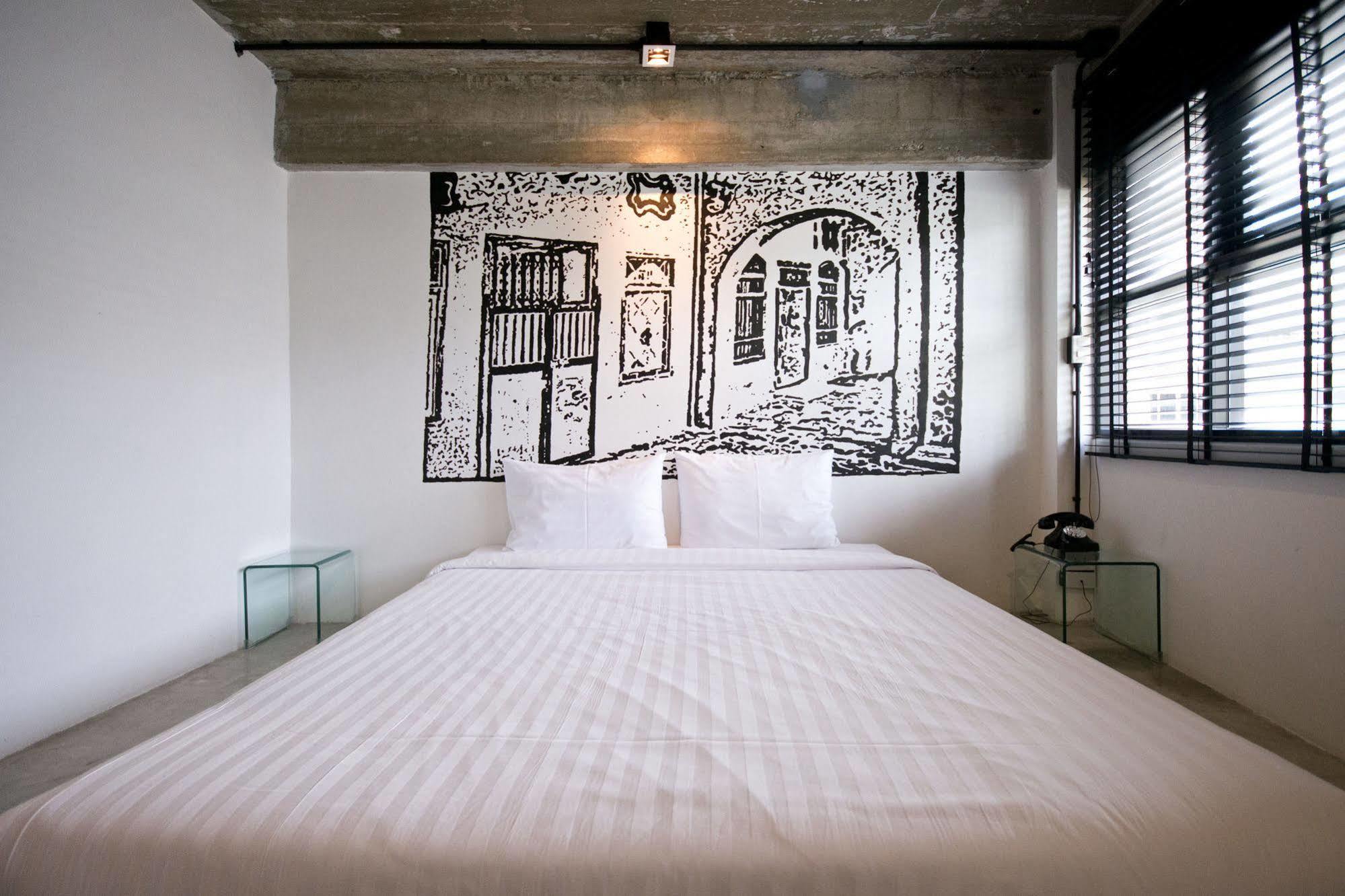 Quip Bed & Breakfast Phuket Екстериор снимка